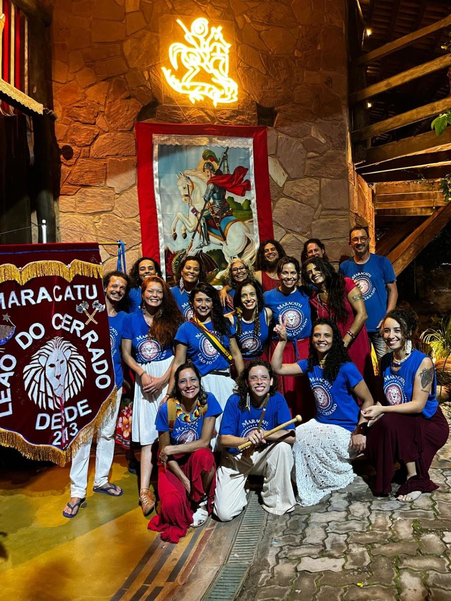 O grupo Maracatu Leão do Cerrado é a atração deste domingo no Sesc Jataí  